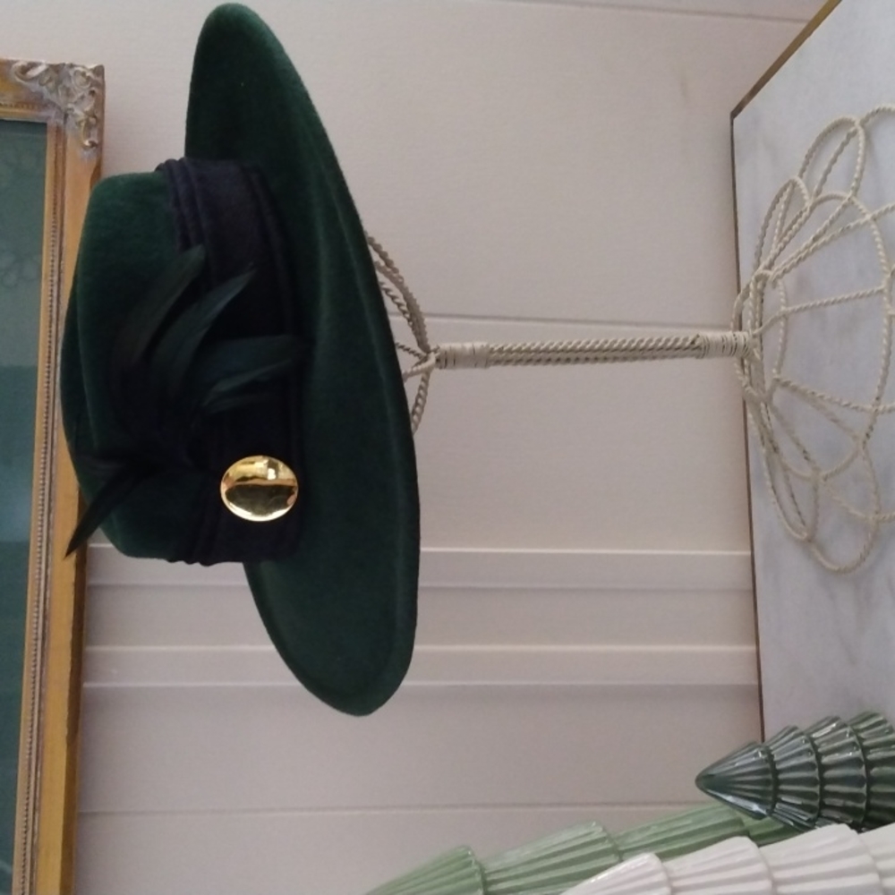 Plaza Suite Evergreen Hat